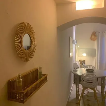 Apartment Duplex Au Calme Avec Parking Sainte-Maxime