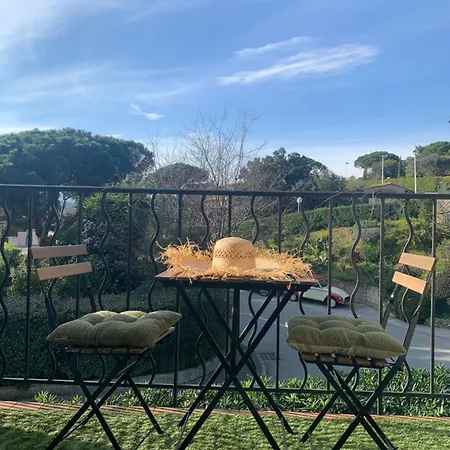 Duplex Au Calme Avec Parking Apartment Sainte-Maxime